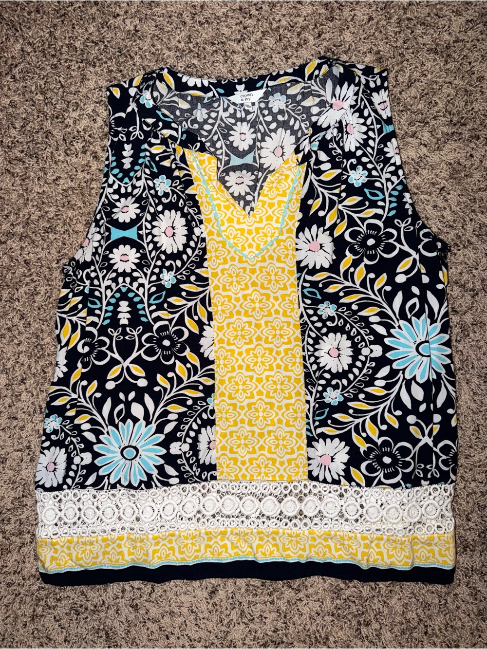 Crown & Ivy Sleeveless Floral Blouse in Navy, White, and Yellow